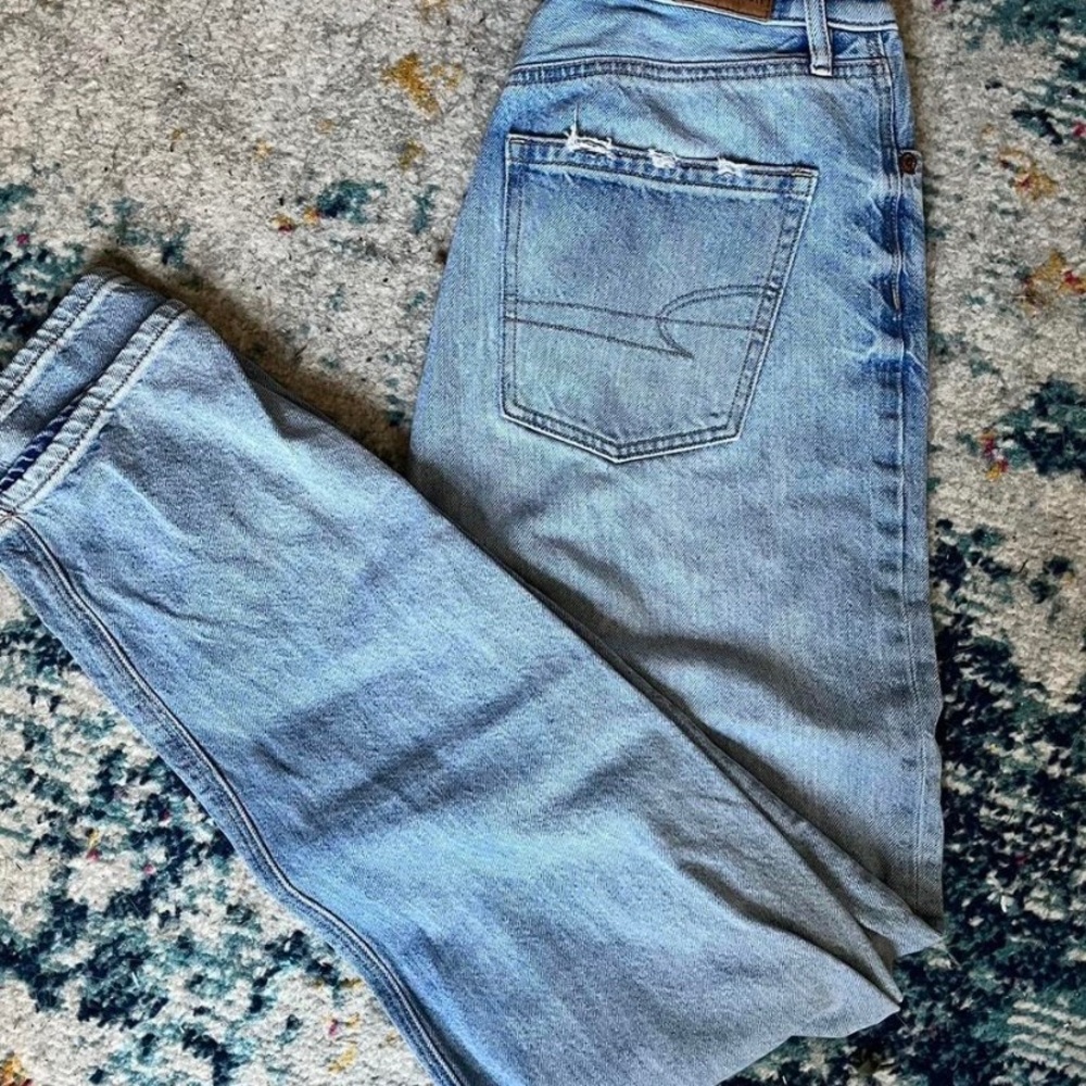 American Eagle Baggy light wash Jeans